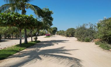 Residencial Rancho Neptuno  /  Neptune Ranch Residential