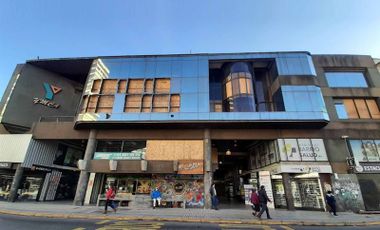 Local Comercial en Venta en LIQUIDAN Edificio de Oficinas y Estacionamientos en Pleno Centro de Concepción