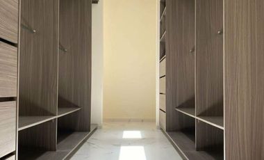 Casa nueva en venta con vigilancia, 4 recámaras en la zona dorada de Cuernavaca.