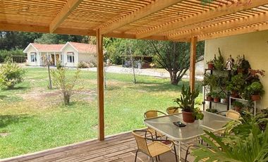 Parcela con 2 casas 8D/4B estar y piscina en Calera de Tango