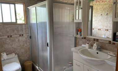 Parcela con 2 casas 8D/4B estar y piscina en Calera de Tango