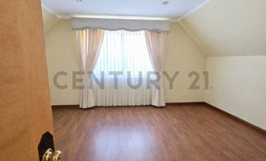 Amplia casa en venta 4D+5B+Sala de juegos, Chiguayante