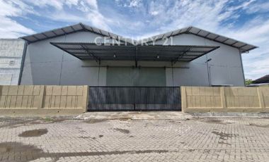 Gudang Baru Siap Pakai Di Tol Ir.Sutami Arah Ke Bandara Makassar