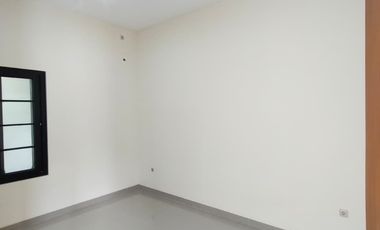 Rumah 1 lantai BRAND NEW Nusaloka BSD