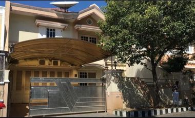 Rumah disewakan di Jawa Timur, Surabaya