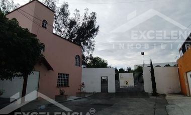 RENTA DE CASA AMUEBLADA EN VILLA UNIVERSIDAD