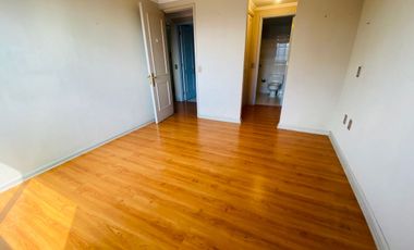 Imperdible! Departamento frente al portal