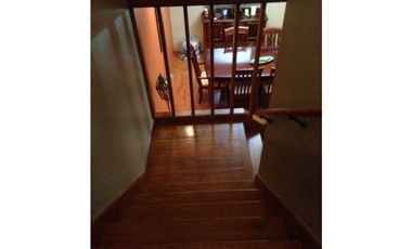ALQUILER CASA CLAYTON