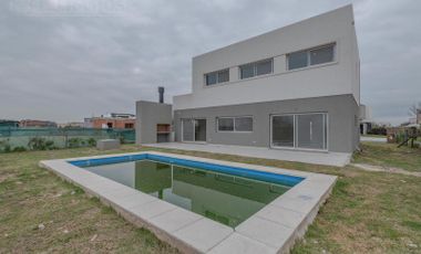 Casa - Escobar - En Venta - El Canton Norte - A la laguna - MD