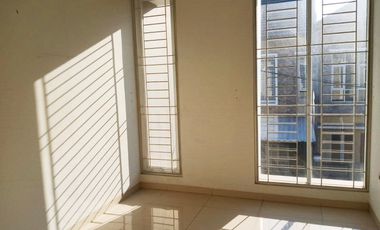 Di Sewakan Rumah Baru Siap Huni 4 Kamar di Mekar Wangi Bandung