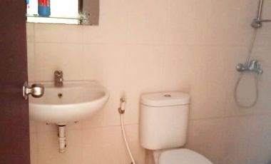 Di Sewakan Rumah Baru Siap Huni 4 Kamar di Mekar Wangi Bandung