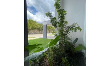 SE VENDE CASA DUPLEX EN PANAM PACFICO/Mod.B