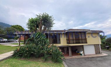 Casa en Arriendo en Antioquia, ENVIGADO, LOMA DEL CHOCHO