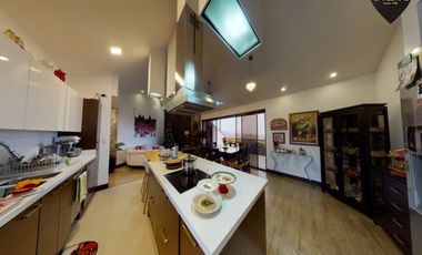 Departamento de venta en Av. 10 de agosto – código:18878