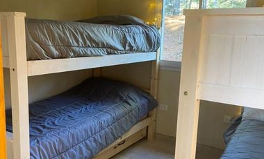 Casa de 5 AMBIENTES ubicada en Costa del Este .