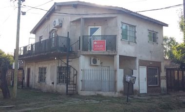 CASA MULTIFAMILIAR