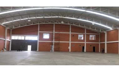 BODEGA EN ARRIENDO DE 2000m² - SECTOR FUNZA