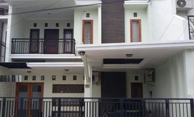 Rumah Mewah 2 Lantai Siap Huni di Jl.Kaliurang KM 7 Jogja