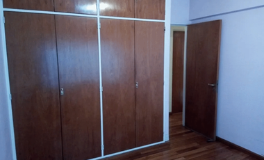 NUEVO PRECIO - PH en Venta en Caballito 3 ambientes al frente c balcón, cochera para 2 autos, 2° por escalera, 95 m2 + balcón - Ortega 900 (alt Rojas 