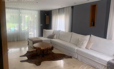 Casa en venta en Saint Thomas Este, Canning