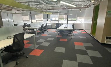 oficina en arriendo en chico norte. Cod A310