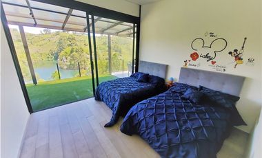 Casa en venta para estrenar El Peñol - Vereda La Cristalina