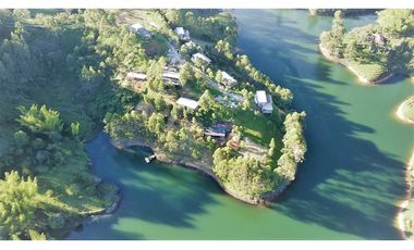 Casa en venta para estrenar El Peñol - Vereda La Cristalina