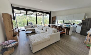 Casa en venta para estrenar El Peñol - Vereda La Cristalina