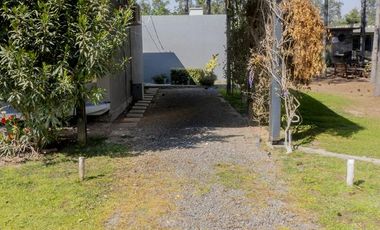 Casa de 2 dormitorios con parque-Puerto Paraíso- General Lagos