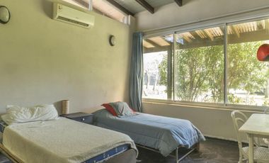 Casa de 2 dormitorios con parque-Puerto Paraíso- General Lagos