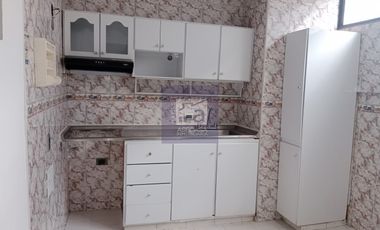 COD. 10866 - SE ARRIENDA CASA - BARRIO: LA CEIBA