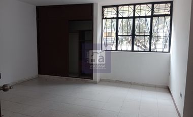 COD. 10866 - SE ARRIENDA CASA - BARRIO: LA CEIBA