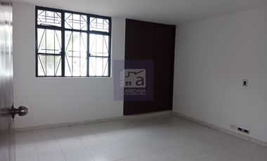 COD. 10866 - SE ARRIENDA CASA - BARRIO: LA CEIBA