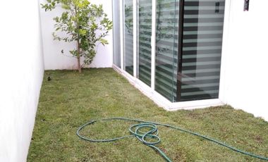 CASA EN RENTA EN LOMAS DE ANGELOPOLIS PUEBLA