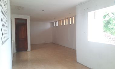 Rumah 5 Kamar Tidur SHM 6 Menit ke Gerbang Tol Jati Asih 2 J-37401