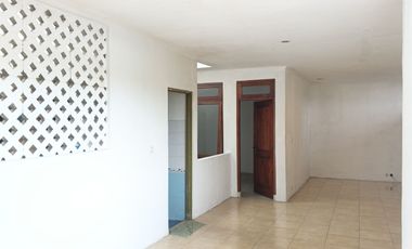 Rumah 5 Kamar Tidur SHM 6 Menit ke Gerbang Tol Jati Asih 2 J-37401