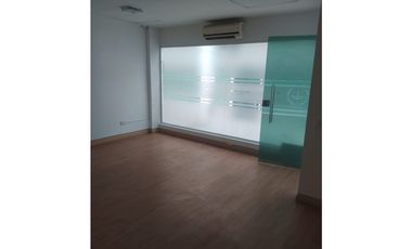 se vende oficina en el centro