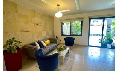 VENTA DE ESPECTACULAR CASA EN VERSALLES (KC)