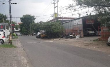 Rumah usaha jemursari selatan