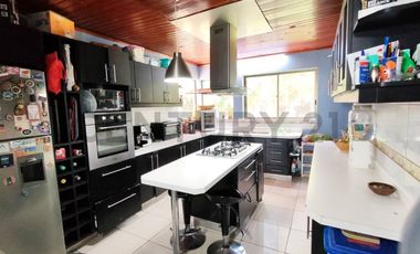 Se vende casa en condominio de Paine