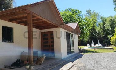 Se vende casa en condominio de Paine