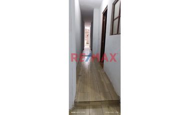 🏠 **Encantadora Casa en Venta en Castilla, Piura** 🏠

¿Estás buscando el lugar perfecto para llamar hogar? ¡No busques más! Esta casa de un piso sit