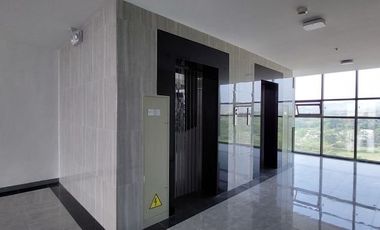 FOR SALE STUDIO WITH BALCONY CONDO IN CLARK FREEPORT ZONE
