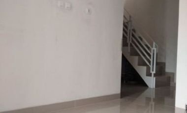 Townhouse Dealova Caringin 2 Lantai Pinggir Jalan