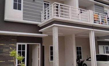 Townhouse Dealova Caringin 2 Lantai Pinggir Jalan