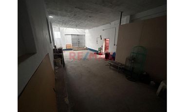 Venta Casa Con Local Comercial Esquina Esperanza Parte Alta