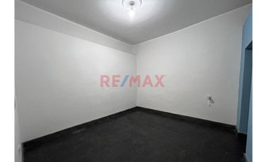 Venta Casa Con Local Comercial Esquina Esperanza Parte Alta