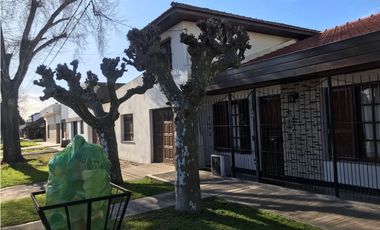 Chalet 4 amb  z/San Cayetano s/vereda de sol