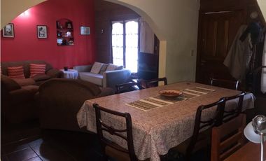 Chalet 4 amb  z/San Cayetano s/vereda de sol