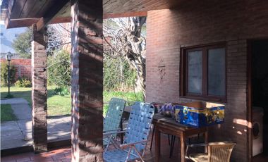 Chalet 4 amb  z/San Cayetano s/vereda de sol